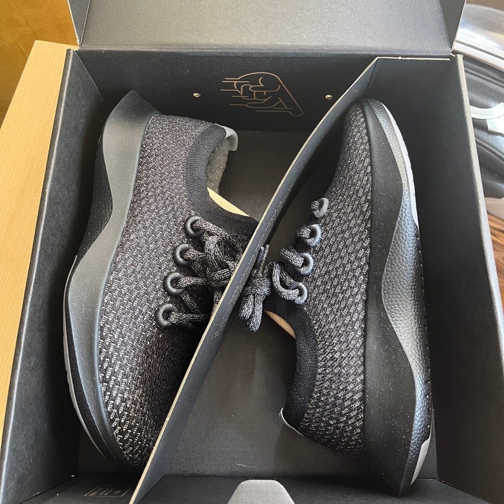 Allbirds Tree Dasher 1 - Women’s Size 6 Obsidian (Black) NEW